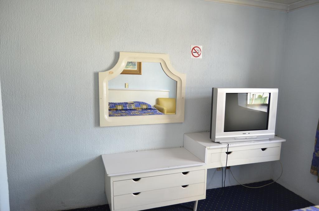 Hotel San Jeronimo Inn Toluca Ngoại thất bức ảnh